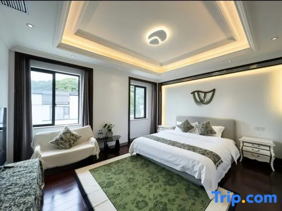 Sleepless Inn at Wuyuan