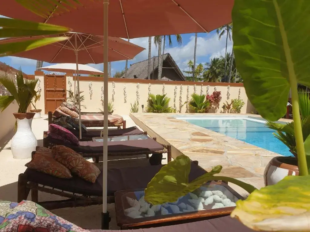 Отель Gadea Boutique Hotel & Gadea Garden Restaurant в Джамбиани
