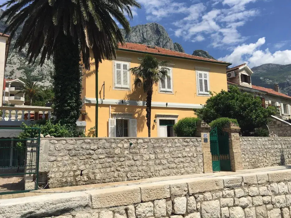 Villa Miramare Apartment Rosa, Kotor
