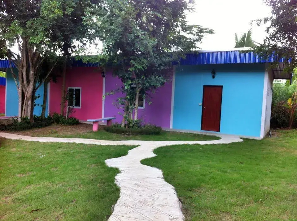 Kalakrungnung Train and Camp Hotel Ratchaburi
