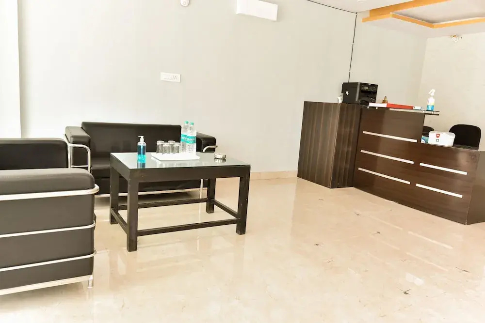 Lobby & Reception
