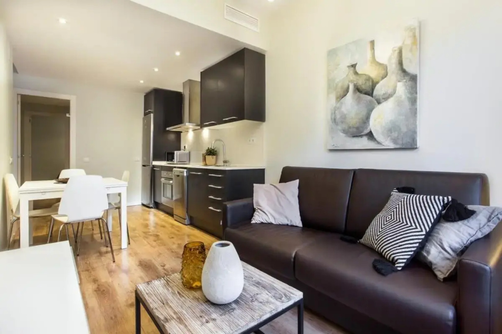 Bright and modern 2bedroom in Las Ramblas 3 1A