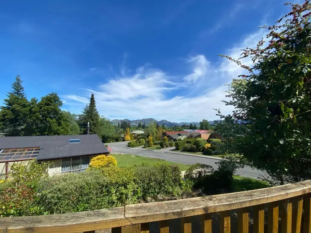 5 Alpine Avenue