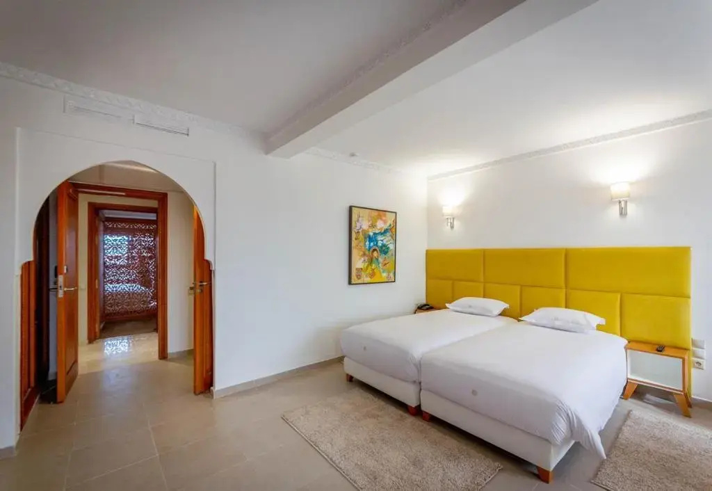 Deluxe Double room (full double bed)