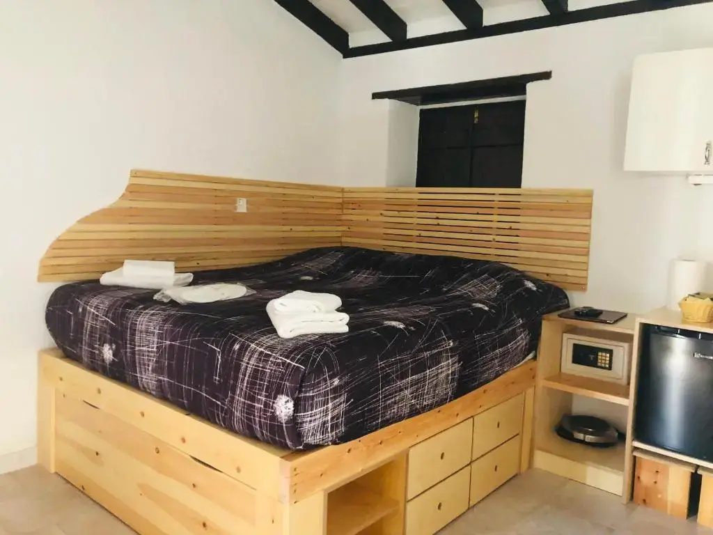 Economy room