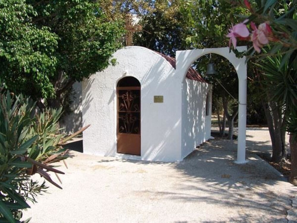 Vallian Village Hotel 3 *