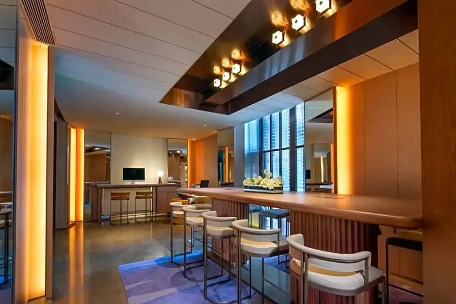 Food & Beverage