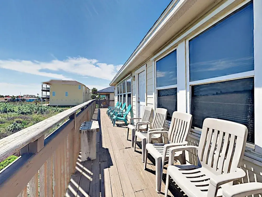 12 La Playa by RedAwning