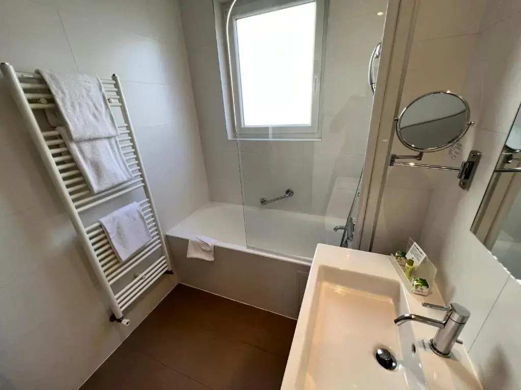 Holiday Inn Paris - Auteuil by IHG 58