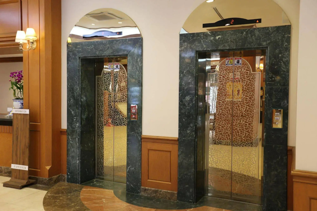 Hotel photo 16