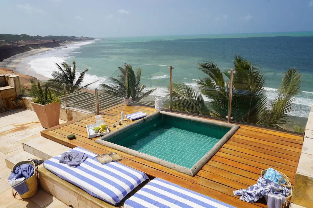 Beach & Waterfront