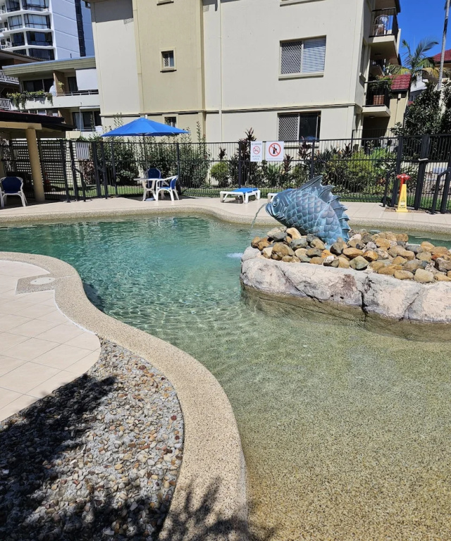 3 Bedroom Surfers Paradise Apartment