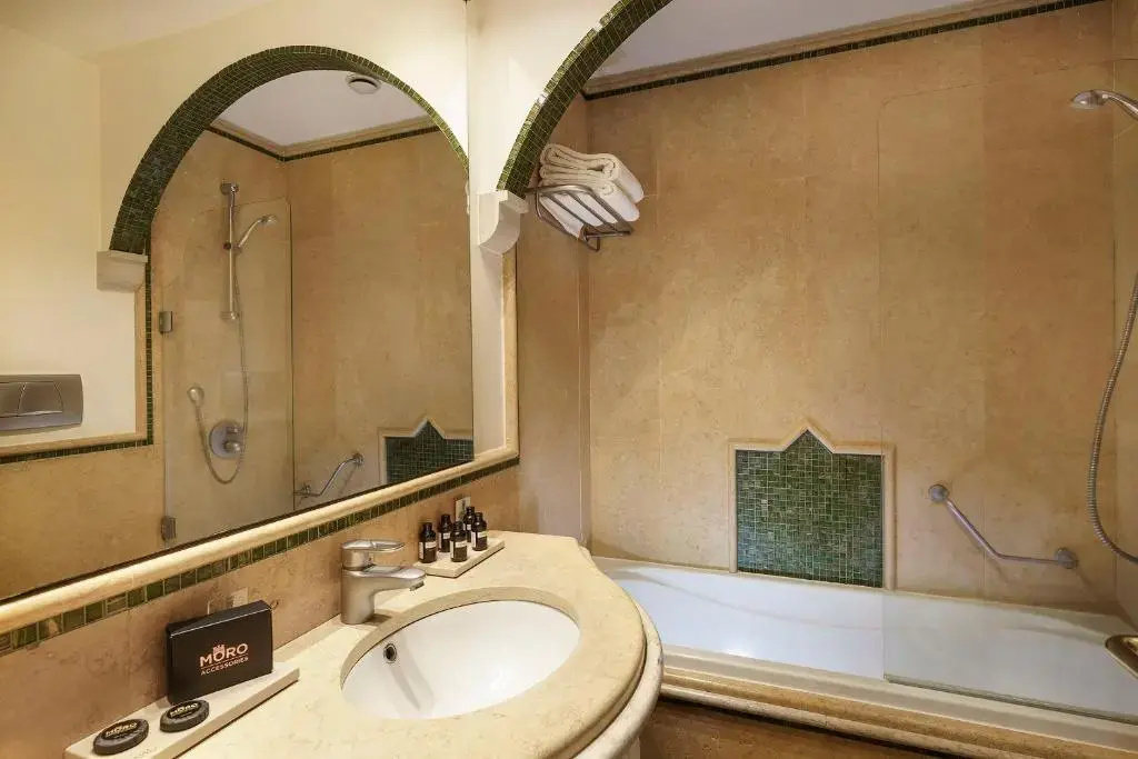 Romano Palace Luxury Hotel - Chambres