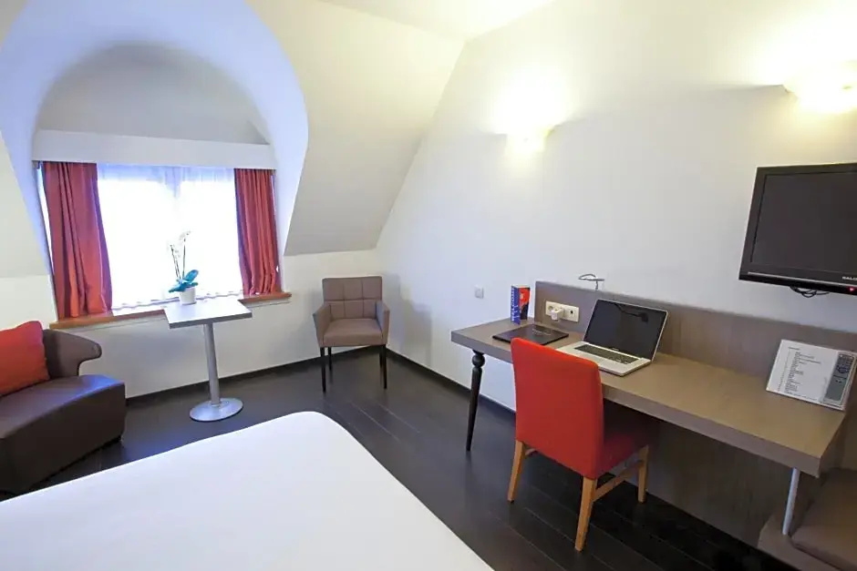 Theater Hotel - Chambres