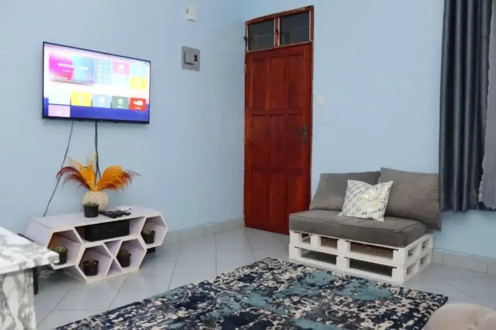 Stay.Plus 2 Bedroom Beach Road Apartment