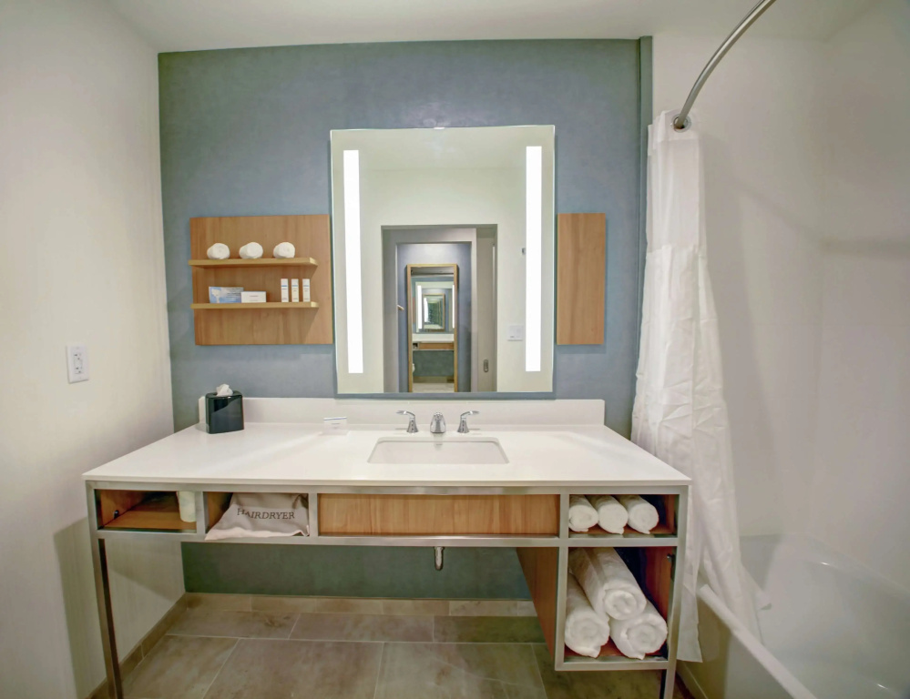 Hilton Garden Inn Tampa-Wesley Chapel, FL - 2