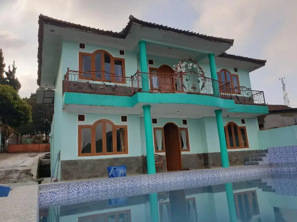 OYO 3879 Villa Sari Intan