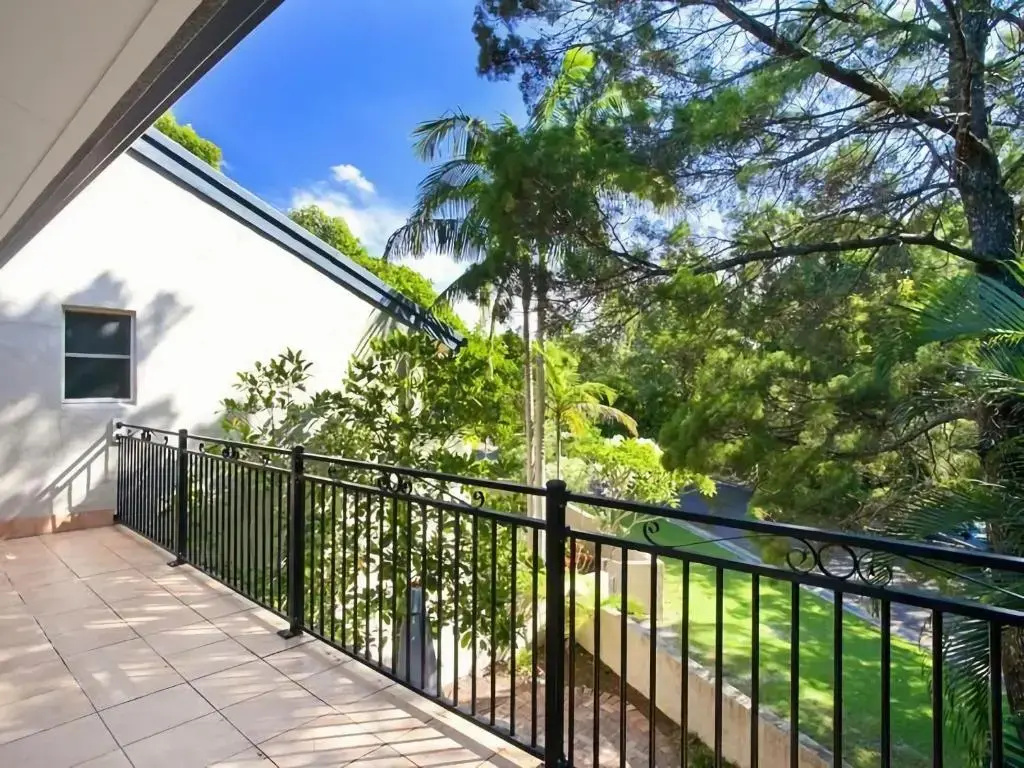 Little Cove Townhouse 2 Pandanus Street 14