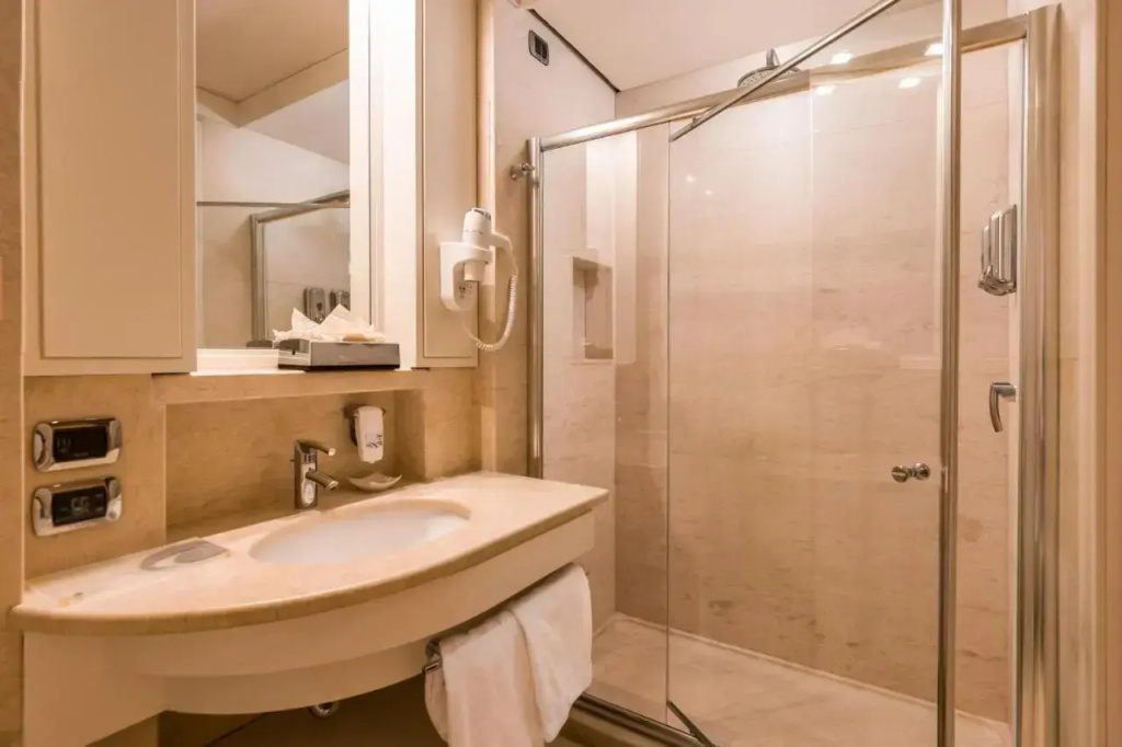 Hotel photo 37