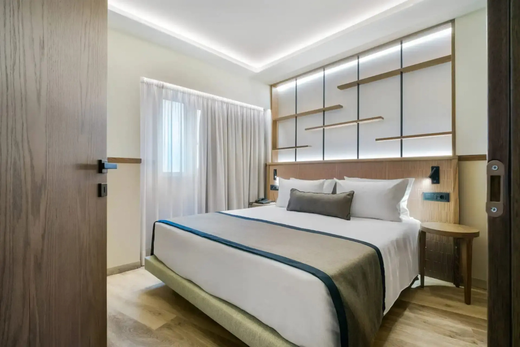 Capsis Astoria Heraklion Hotel Room Type - Business Suite