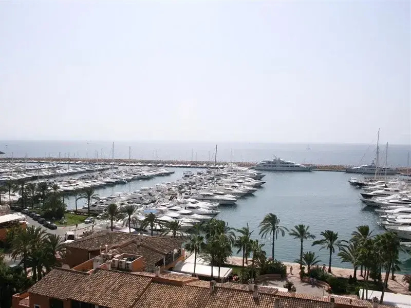 RA108 Puerto Portals