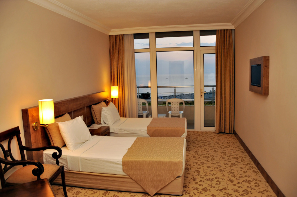 Nerton Hotel — 3