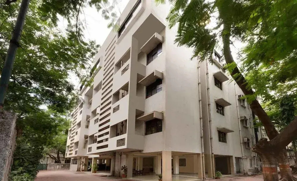 Hotel Meru