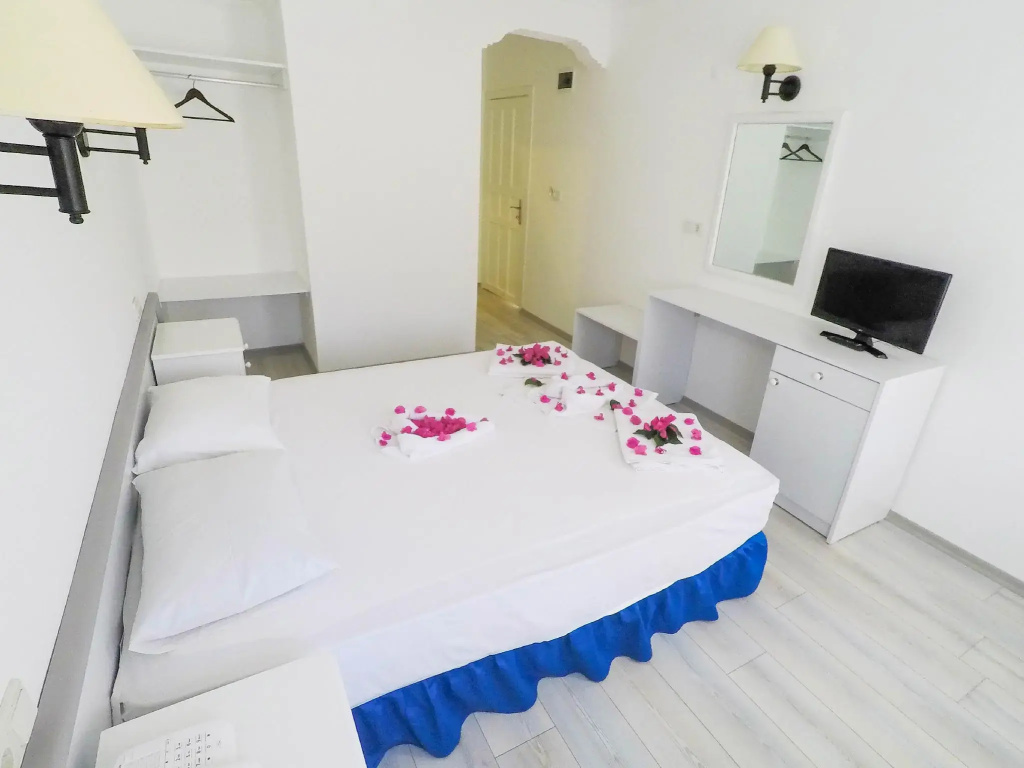 Economy room