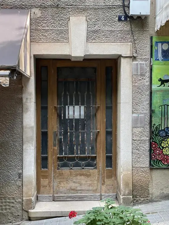 Piso en la costa brava y al inicio del Pirineo