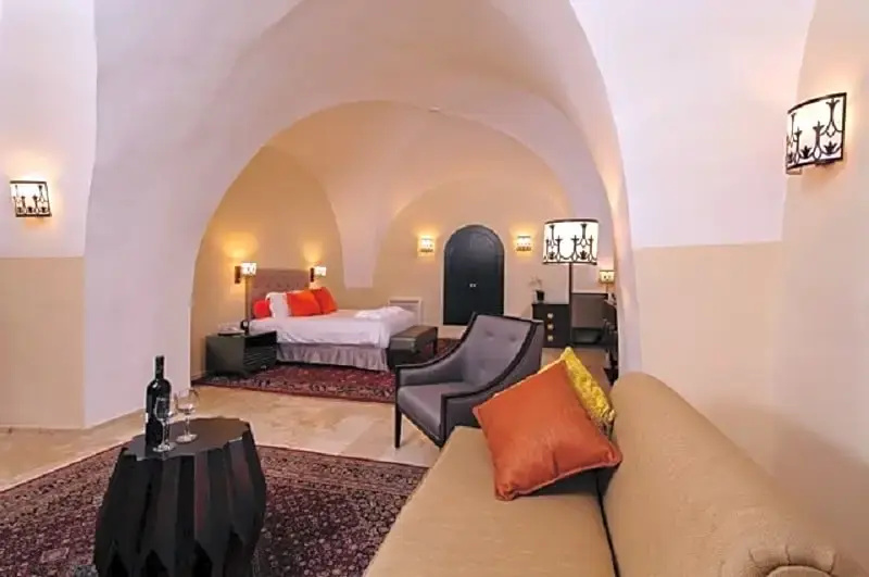 Standard Suite