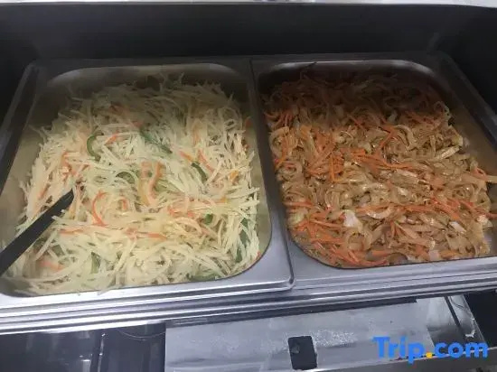 Food & Beverage