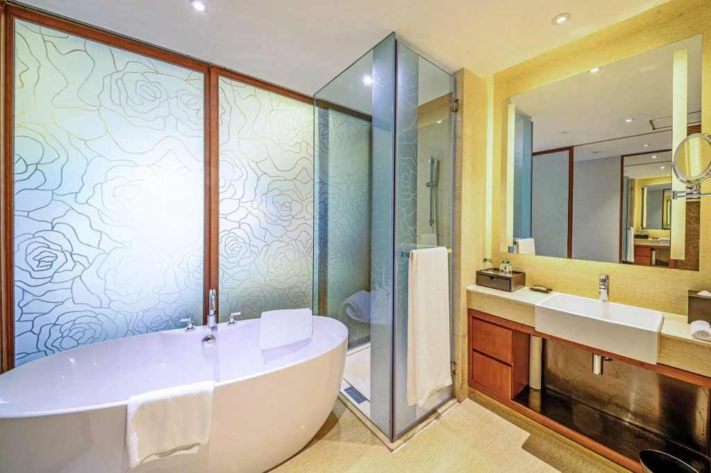 Standard Double room with mountain view (full double bed)