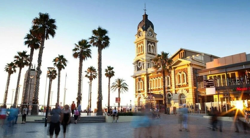 2 Bedroom Apt In Glenelg With Air-Con