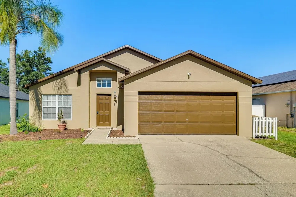 10 Mi to Animal Kingdom: Clermont Home w/ Pool!