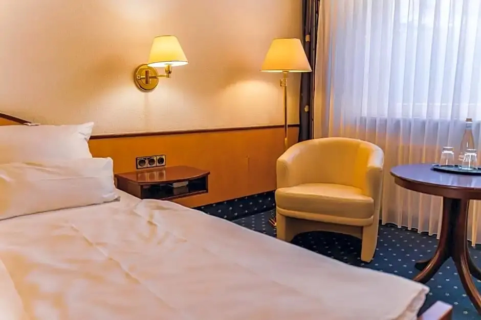 Eisberg Hotel City - Chambres