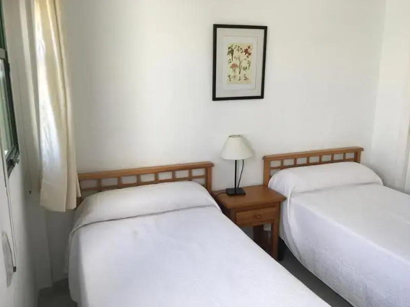 2 Bedrooms Apartment with balcony
