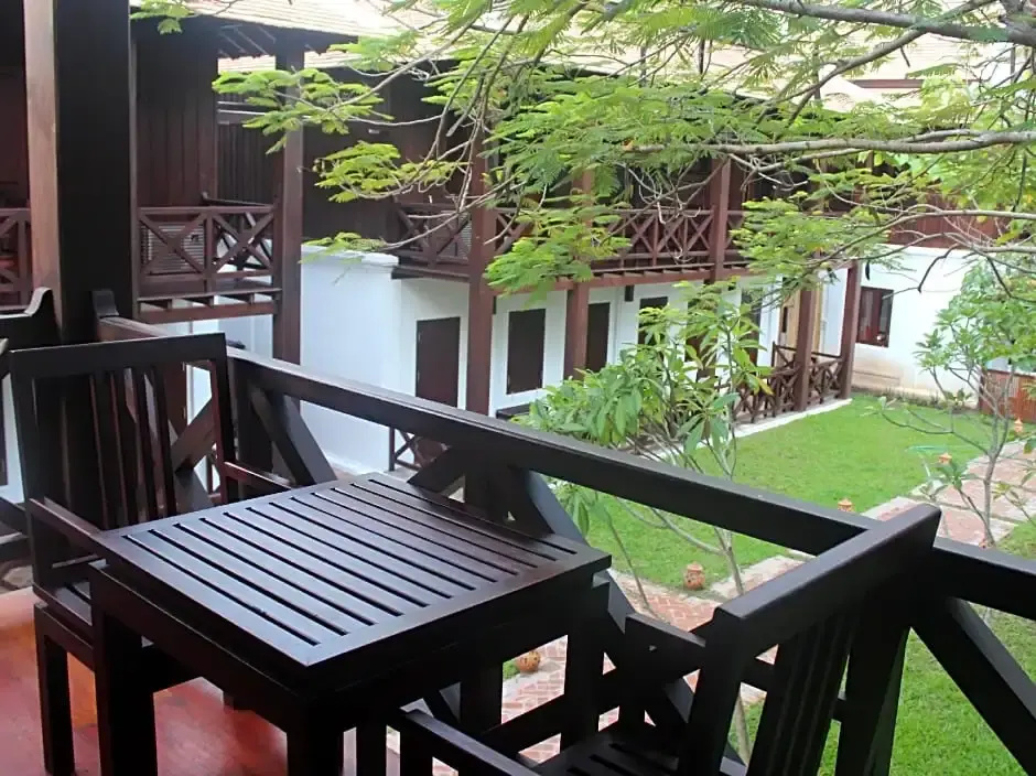Balcony & Terrace