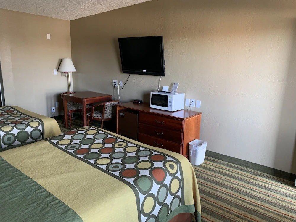 Business Quadruple room