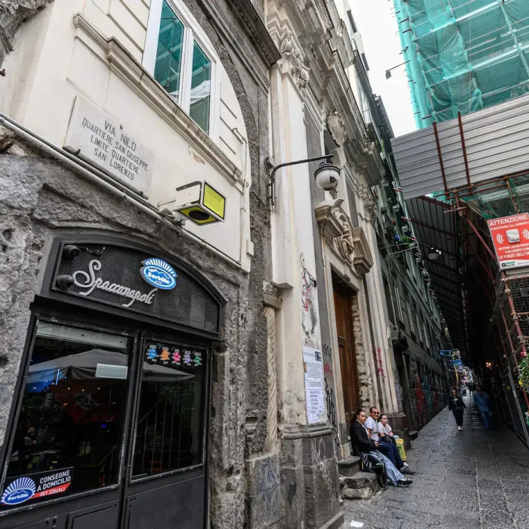 Via Nilo 30 in Naples