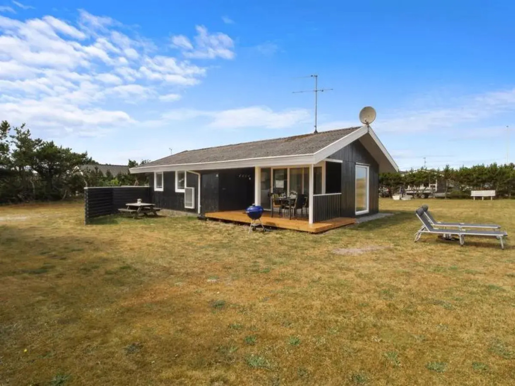 "Berndt" - 50m from the sea in NE Jutland