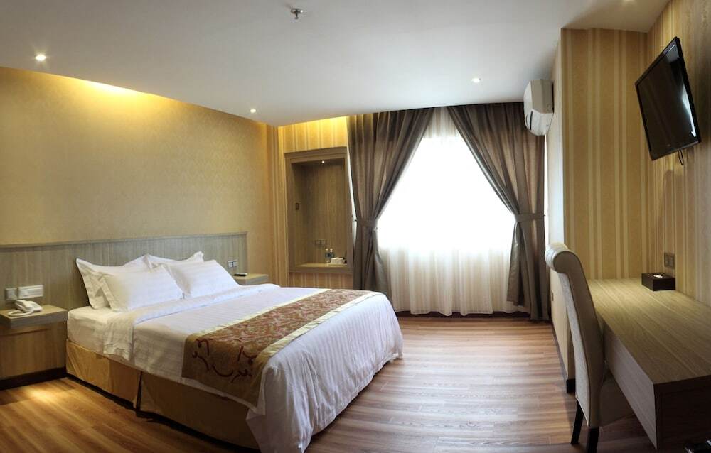 Mandarin Hotel