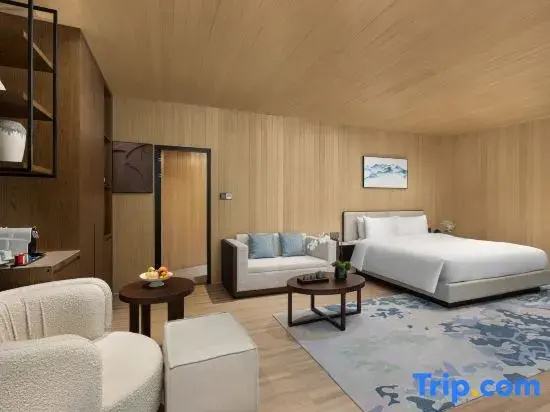 2 Bedrooms Suite