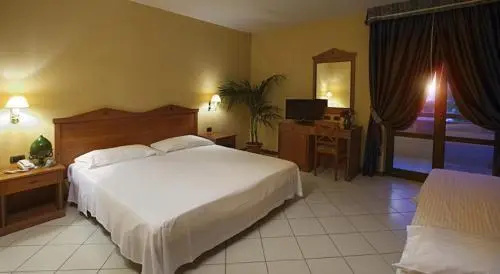Tuo Hotel — 4