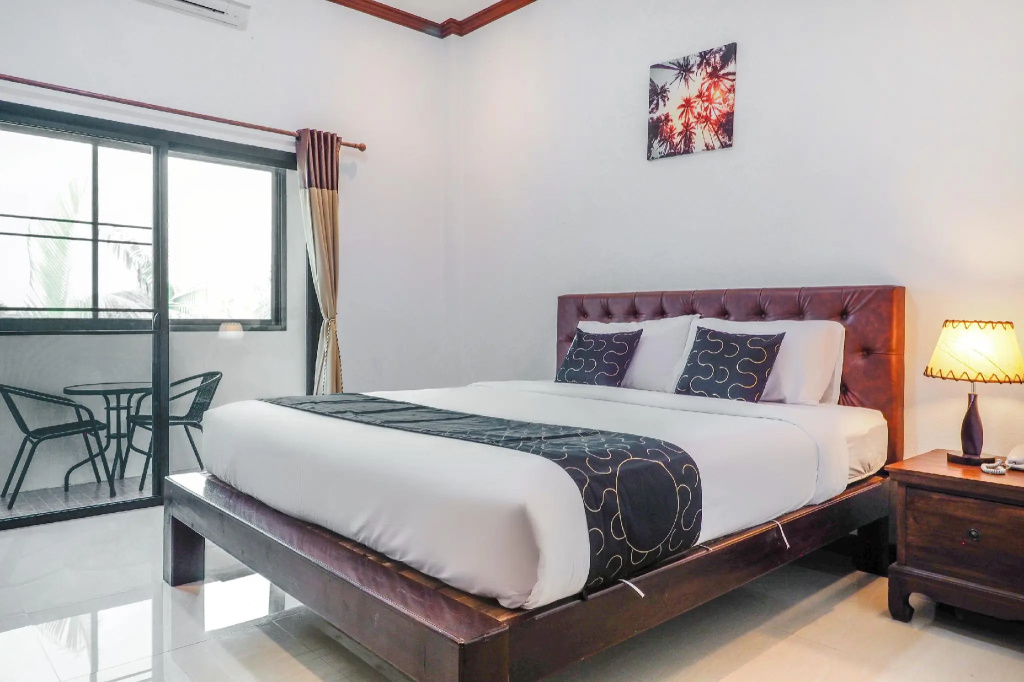 Superior Double room (full double bed)