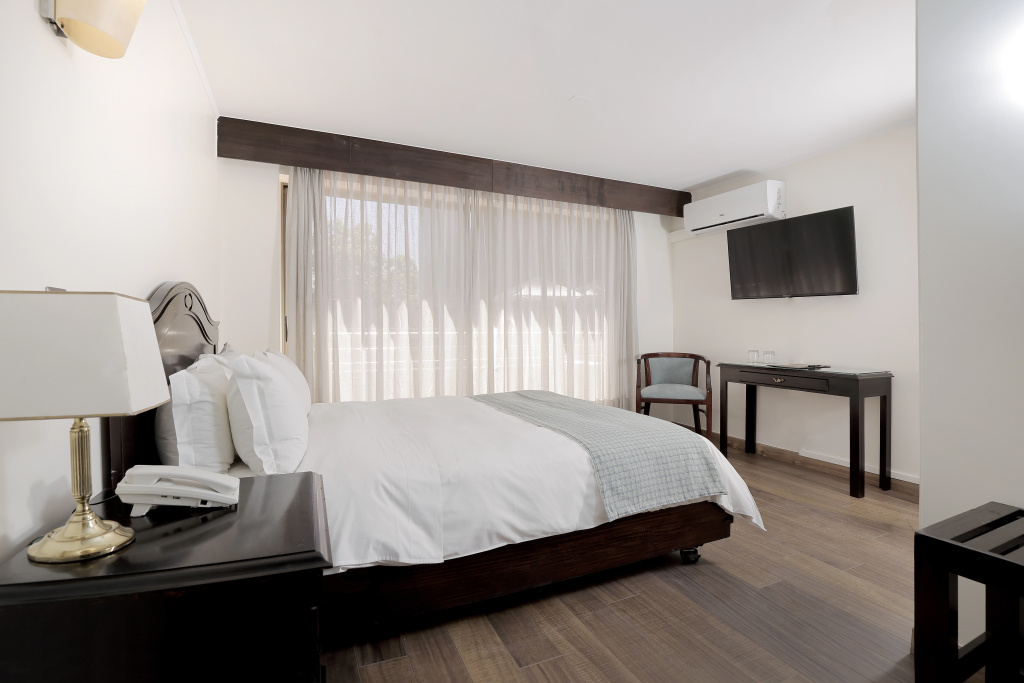 MR Hotel — 5