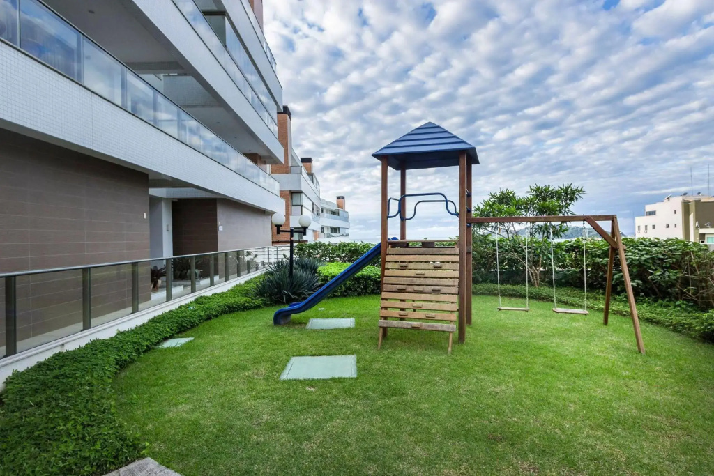 Punta Blu 102-1 - Condomínio Luxuoso com vista para o mar - Piscina - Sauna - Jacuzzi - Quadra poliesportiva - Portaria 24hs