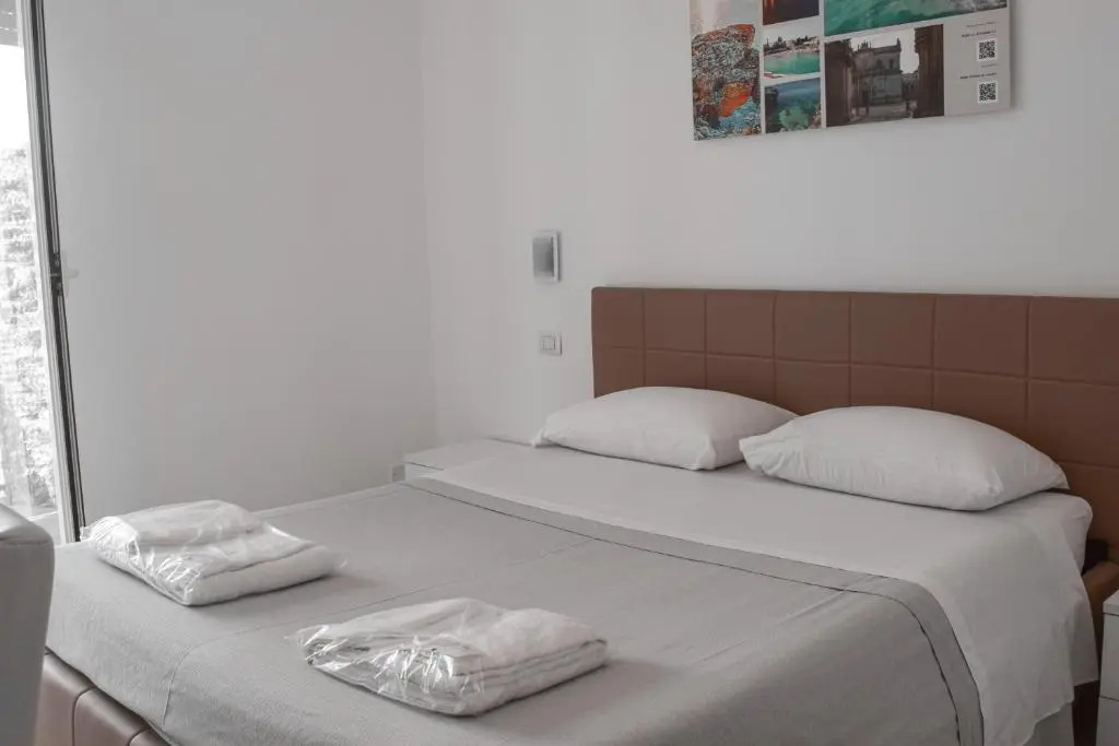Standard Double room with balcony and with sea view (full double bed)