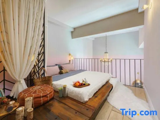 Standard Double room with sunset view (full double bed)