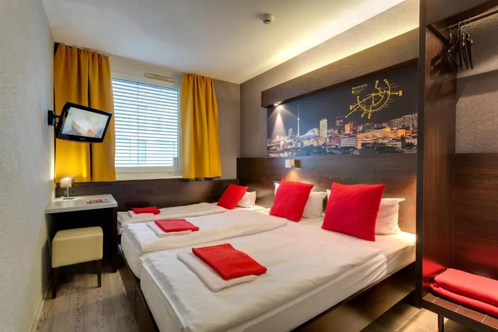 MEININGER Hotel Berlin Hauptbahnhof - Chambres