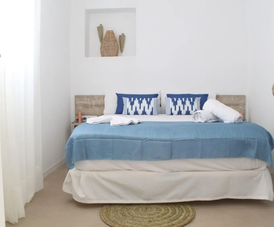 Standard Double Basement room (full double bed)